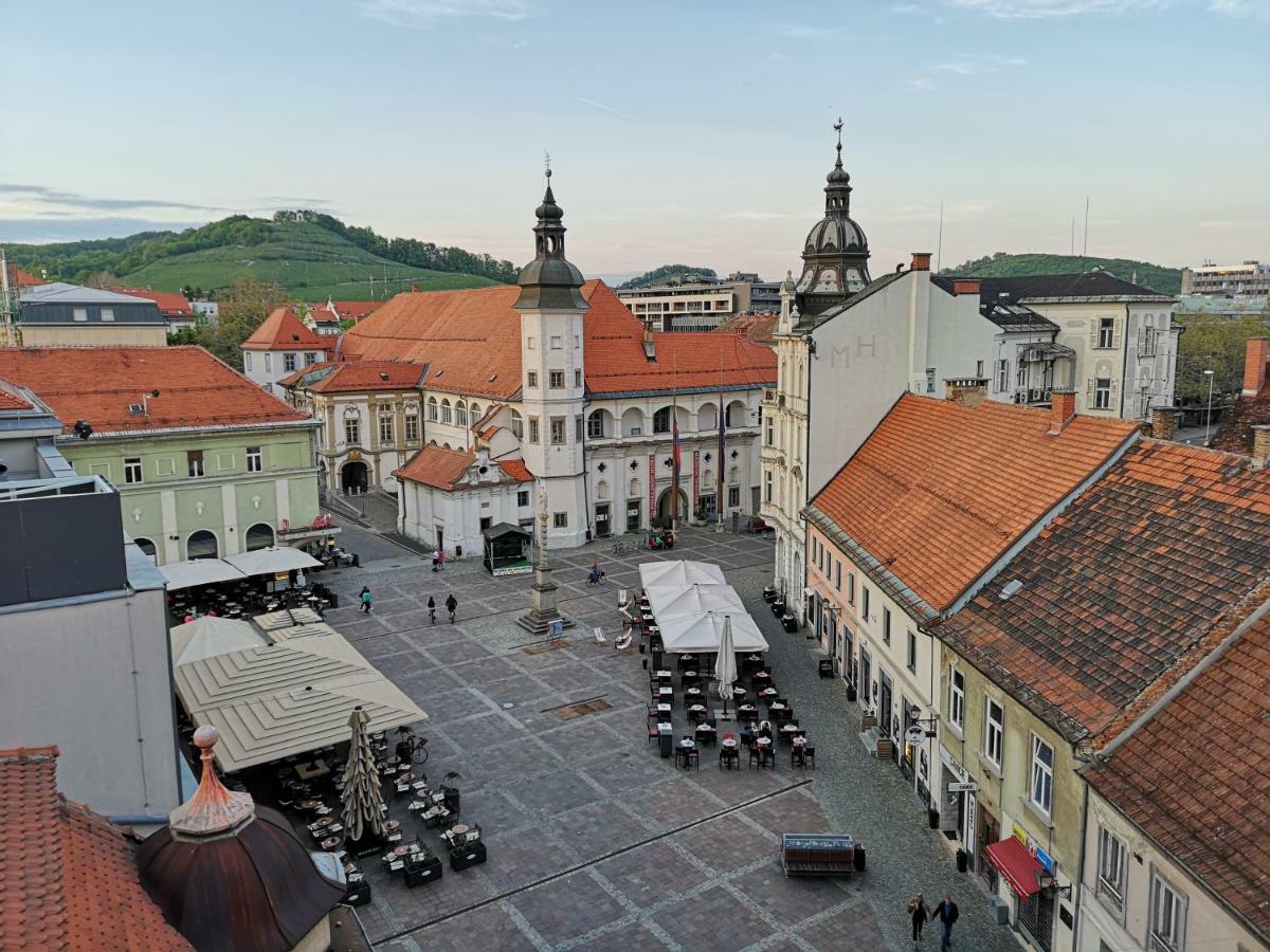 Modern Studio In The Heart Of The City Maribor Exteriér fotografie
