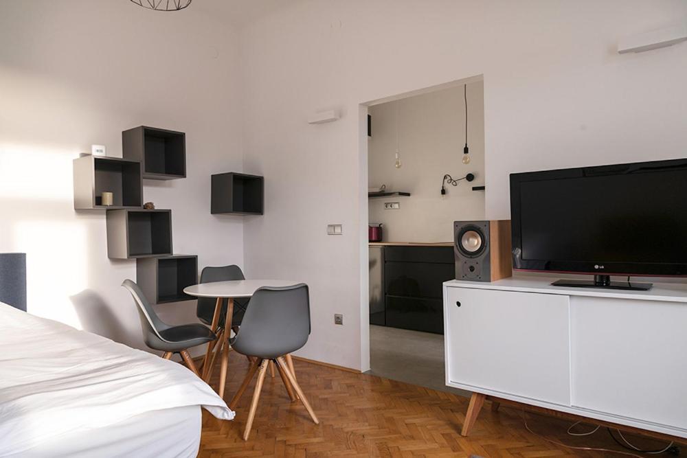 Modern Studio In The Heart Of The City Maribor Exteriér fotografie